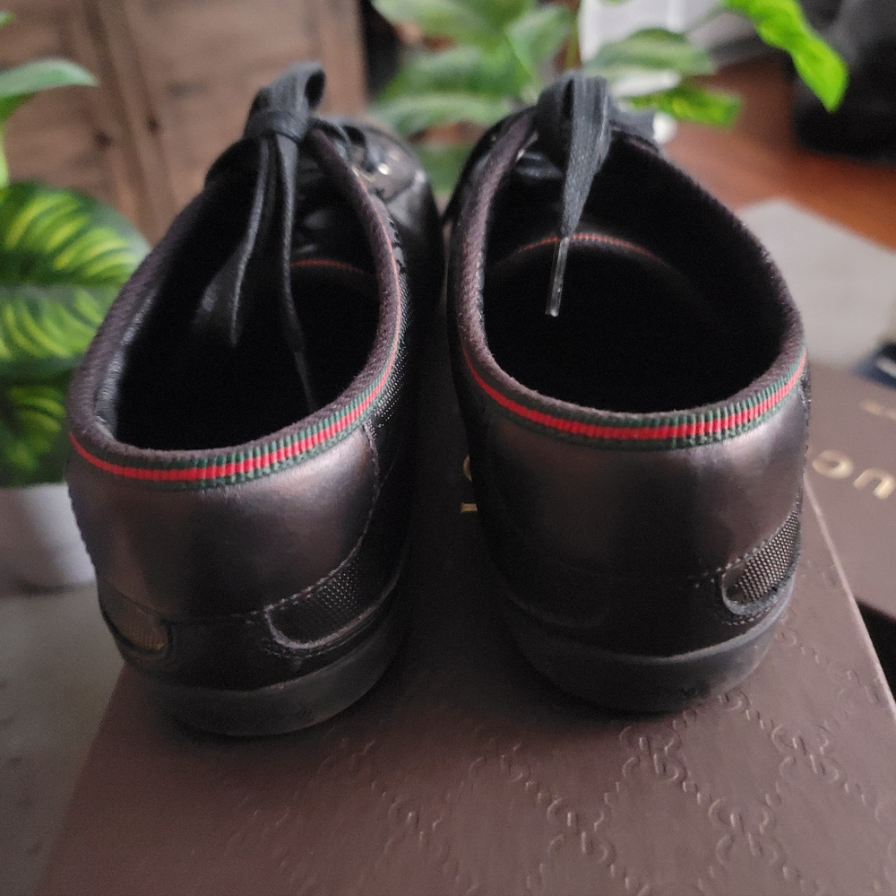 100% Authenic Gucci Black Women's Casual Lace-Up Sneakers - Picture 4 of 11
